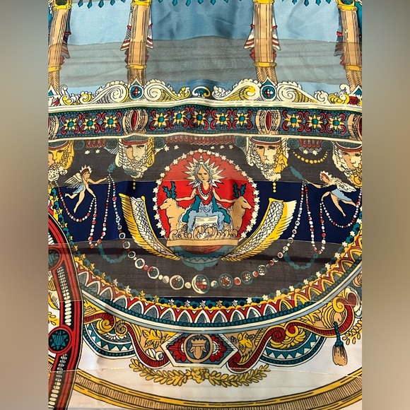 Unique Scarf Tons of Character - Picture 4 of 5